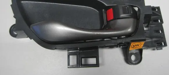 Honda Civic X Front door interior handle 722