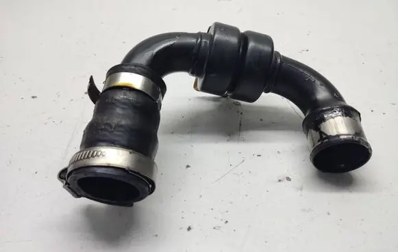 Nissan Almera Tino Air intake hose/pipe 