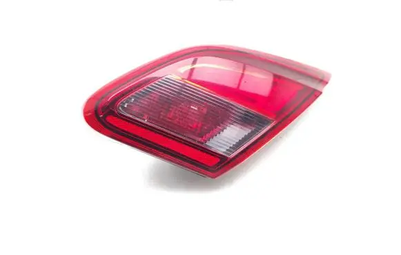 Tailgate rear/tail lights