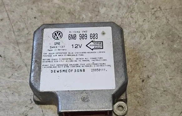 Volkswagen Transporter - Caravelle T4 Airbag control unit/module 6N0909603