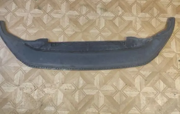 Volkswagen Golf VII Front bumper lip Y02A0
