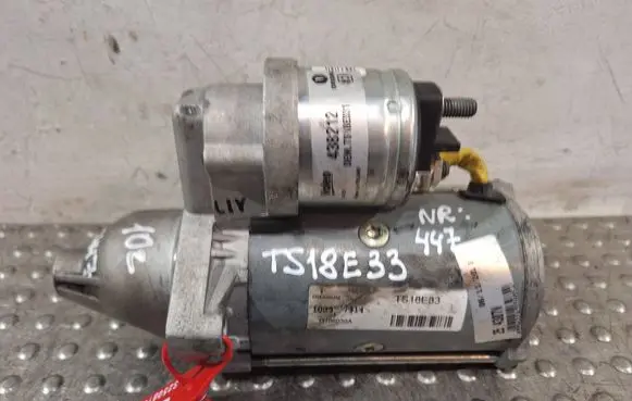 Opel Combo D Starter motor S25081447 TS18E33