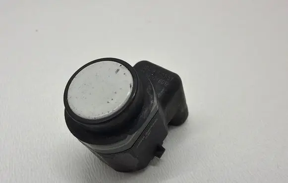 BMW 5 F10 F11 Parking PDC sensor 9270497 0703120747