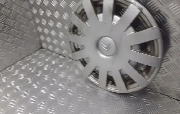 Citroen C4 I R15 wheel hub/cap/trim 9644850380