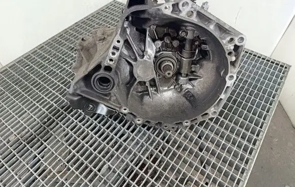 Peugeot 107 Manual 5 speed gearbox 20TT05