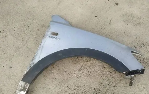 Hyundai Santa Fe Fender pilkas