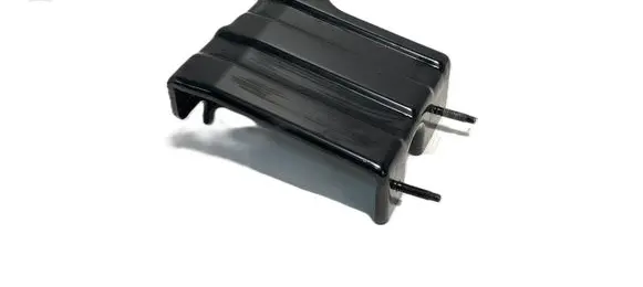 Rear bumper mounting bracket