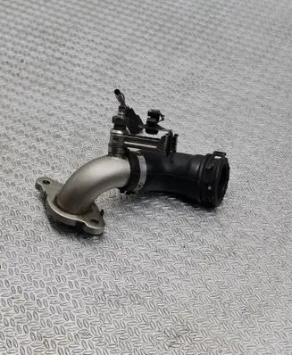 Renault Trafic III (X82) EGR valve line/pipe/hose