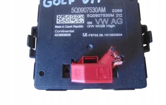 Volkswagen Golf VII Gateway control module 5Q0907530AM