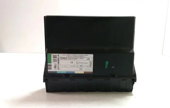 Ford Mondeo Mk III Comfort/convenience module 1S7T15K600LA