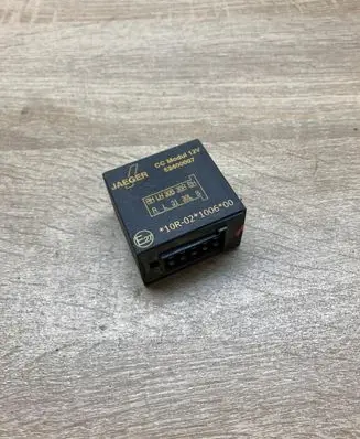 Opel Zafira B Tow bar trailer control unit/module 52400007