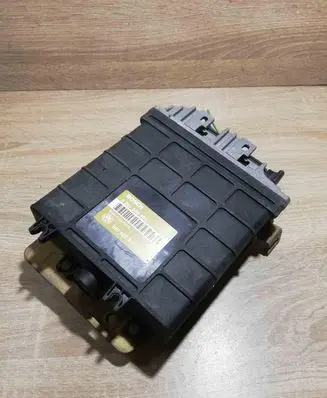 Volkswagen Golf IV Engine control unit/module ECU 0261200701 1H0907311