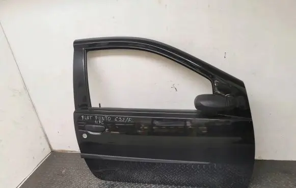 Fiat Punto (188) Front door