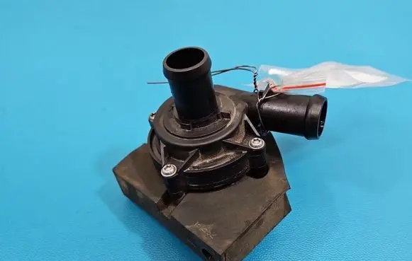 Volkswagen Golf VII Electric auxiliary coolant/water pump 5Q0965567 IMPRK1565761