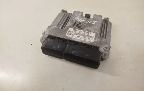 Skoda Octavia Mk2 (1Z) Engine control unit/module 03C906056DK