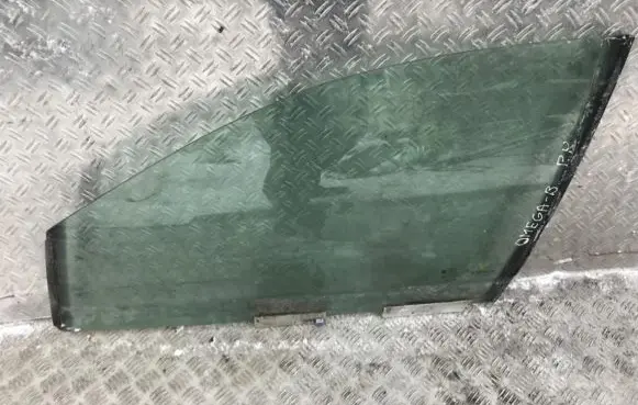 Opel Omega B1 Front door window glass four-door 