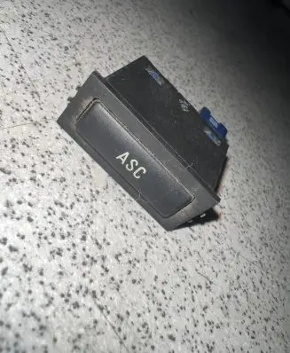 BMW 5 E39 Traction control (ASR) switch 8363694 03052310 459371