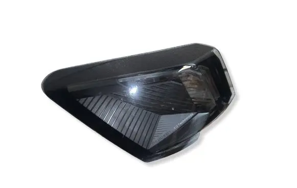 Peugeot 3008 II Rear/tail lights 9836231280 82140101