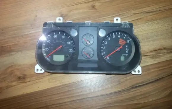 Mitsubishi Outlander Speedometer (instrument cluster) mr979601 258-980