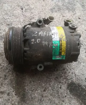 Opel Zafira A Air conditioning (A/C) compressor (pump) 244F4152 03212001524