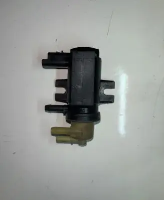 Volvo V60 Turbo solenoid valve 9672875080 13T137 70163303