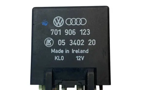 Volkswagen Transporter - Caravelle T4 Glow plug pre-heat relay 701906123 05340220