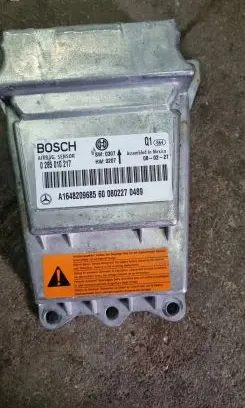 Mercedes-Benz GL X164 Airbag control unit/module A1648209685 0285010217