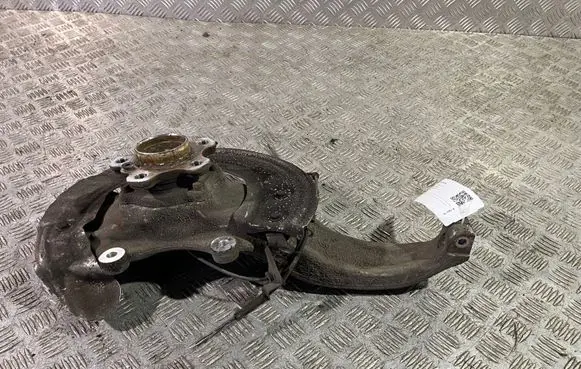 BMW 5 G30 G31 Front wheel hub