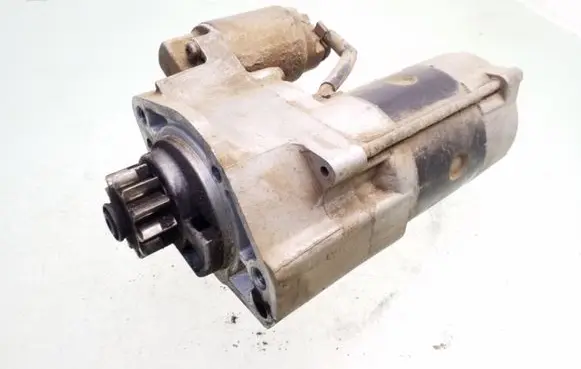 Nissan Navara D40 Starter motor 233005X00A M002TS0671ZE