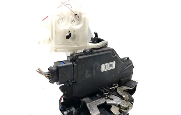 Seat Altea Front door lock 3D1837015