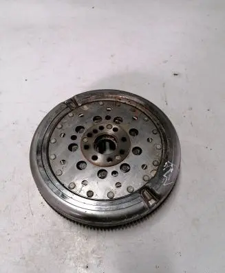 Mercedes-Benz B W246 W242 Flywheel A2700300305