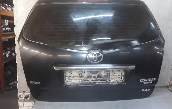 Toyota Corolla Verso AR10 Tailgate/trunk/boot lid 
