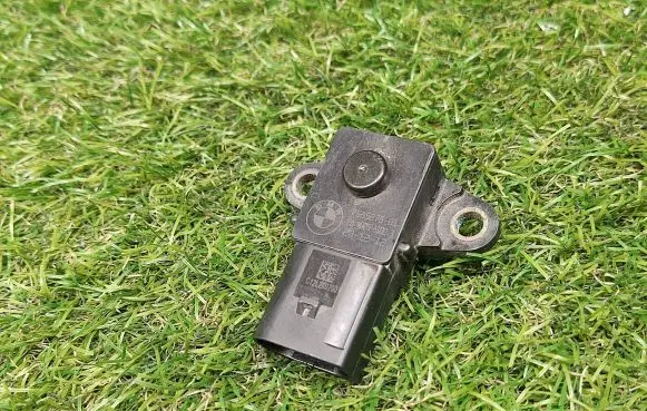 BMW 3 E92 E93 Air pressure sensor 7585278 758527801