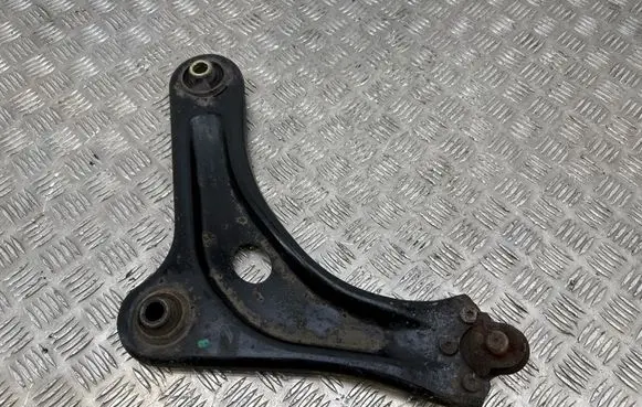 Citroen C3 Front lower control arm/wishbone 