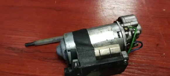 BMW X5 E53 Steering column adjust motor 8360229