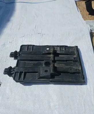 Volvo S70 V70 V70 XC Battery tray 9444453