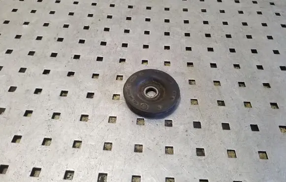 Nissan NV400 Coil spring mount 8200688789