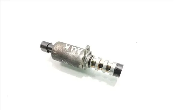 Audi A6 S6 C6 4F Camshaft vanos timing valve 06E109257J