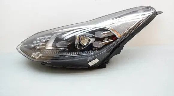 KIA Sportage Headlight/headlamp 92101F1510