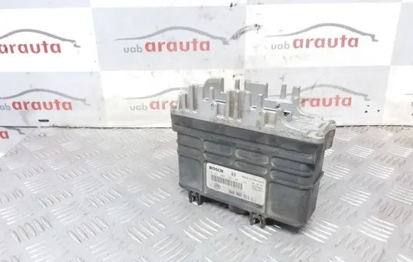 Volkswagen PASSAT B3 Engine control unit/module 8A0907311L 0261203188 0261203189