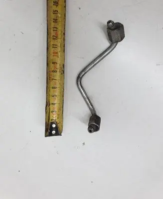 Hyundai Santa Fe Fuel injector supply line/pipe 