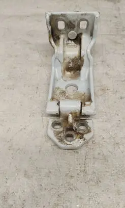 Renault Master III Loading door upper hinge 844000013R