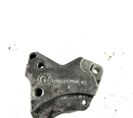 BMW 5 E60 E61 Power steering pump mounting bracket 7787538 32427787538