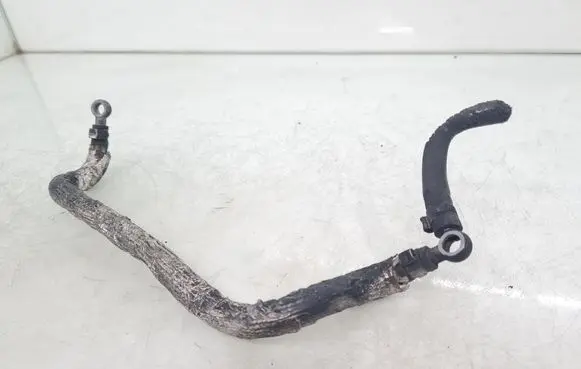 Coolant pipe/hose
