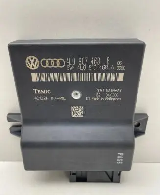 Audi Q7 4L Gateway control module 4L0907468B 4L0910468A