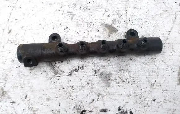 Toyota RAV 4 (XA30) Fuel main line pipe