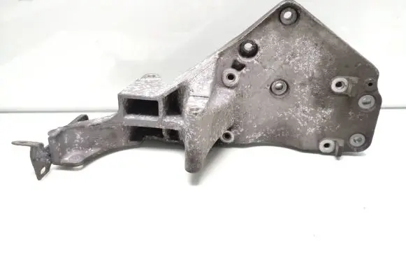 Nissan Pathfinder R51 Generator/alternator bracket 11910EB300 RE225902