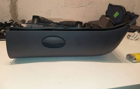 Mercedes-Benz A W168 Glove box 