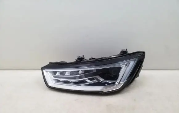 Audi A1 Headlight/headlamp 8XA941005