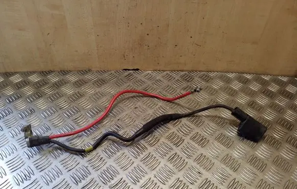 Volkswagen PASSAT CC Positive cable (battery) 1K0971228AA